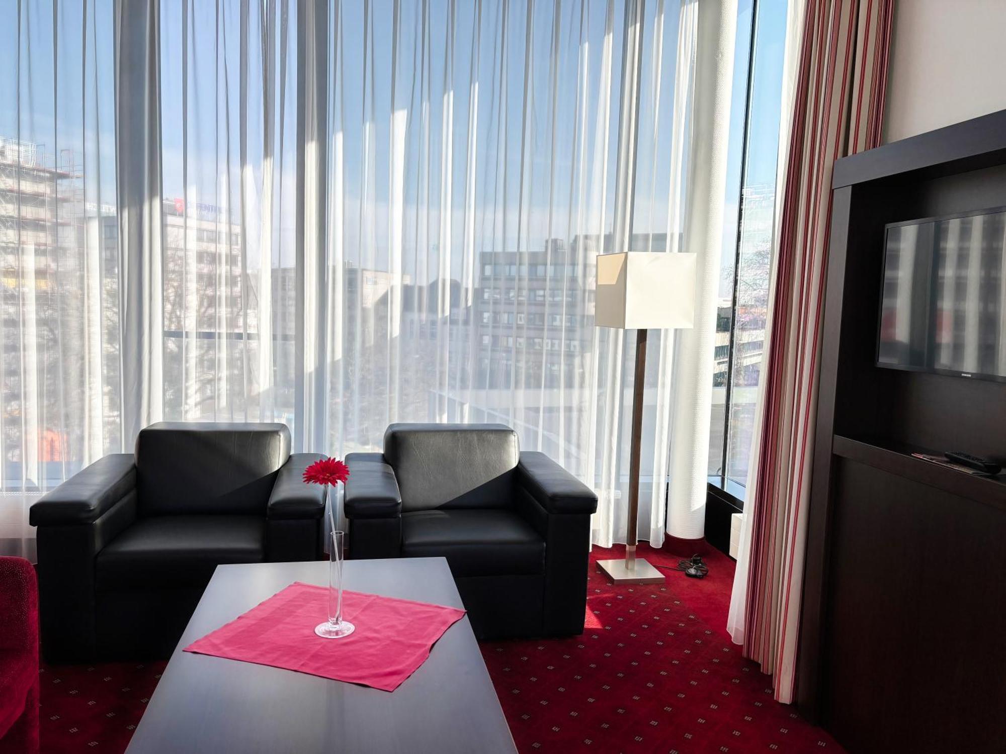 Aspire Acara Oldenburg, Trademark Collection By Wyndham ภายนอก รูปภาพ